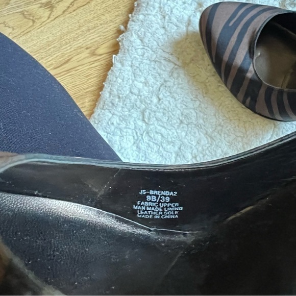 Jessica Simpson Brenda2 Satin Brown Black Zebra Almond Toe Heels Pumps Size 9 - Picture 9 of 11